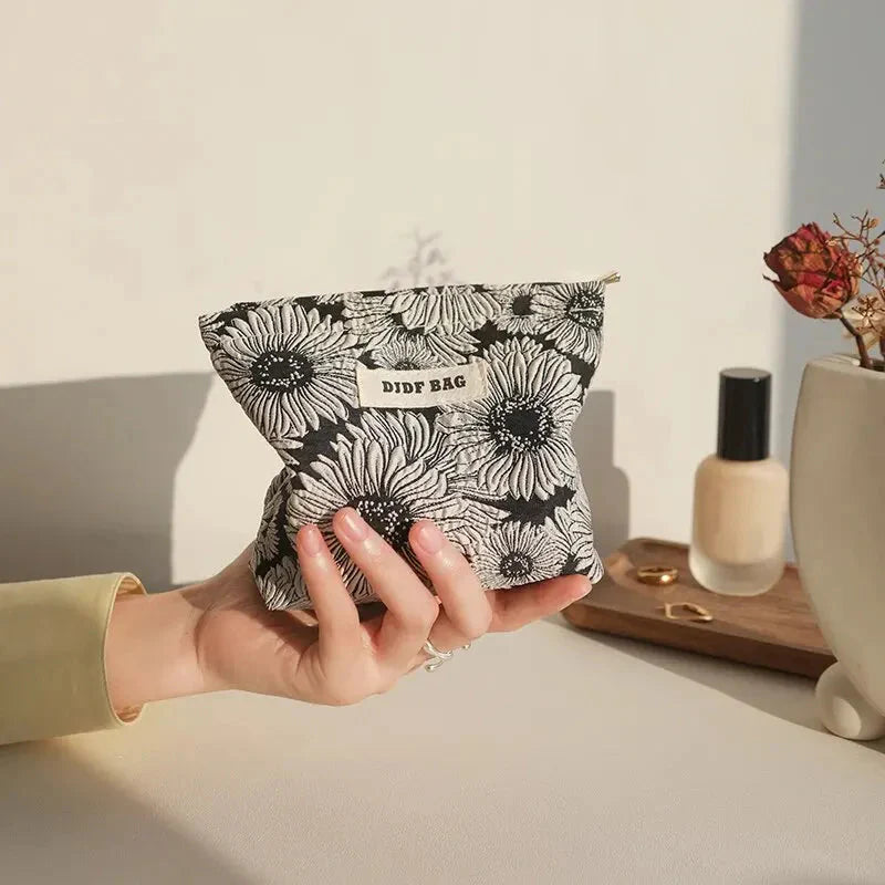 Soft Girl Floral Mini Makeup Bag - KAYSMAR