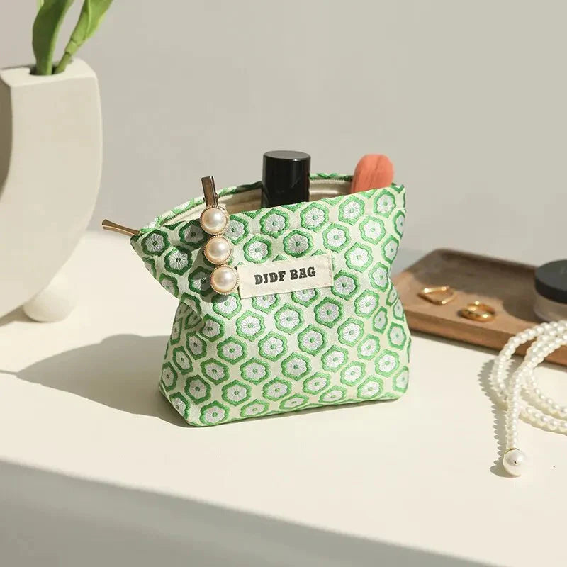 Soft Girl Floral Mini Makeup Bag - KAYSMAR