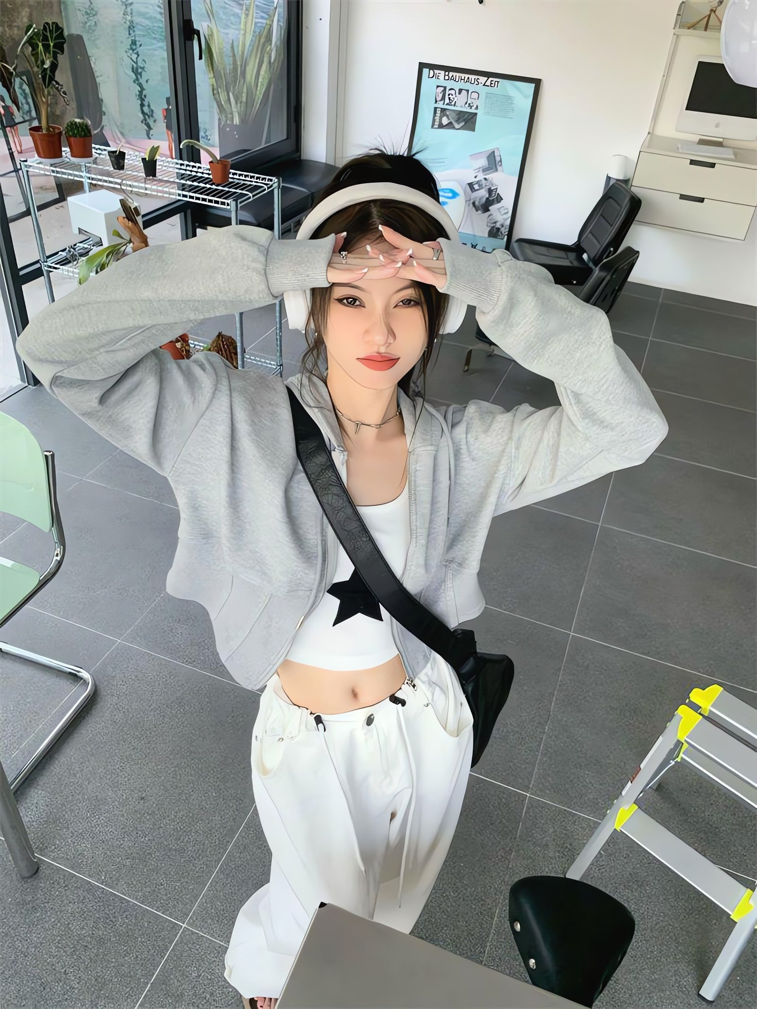 Soft Girl Cropped Hoodie - KAYSMAR