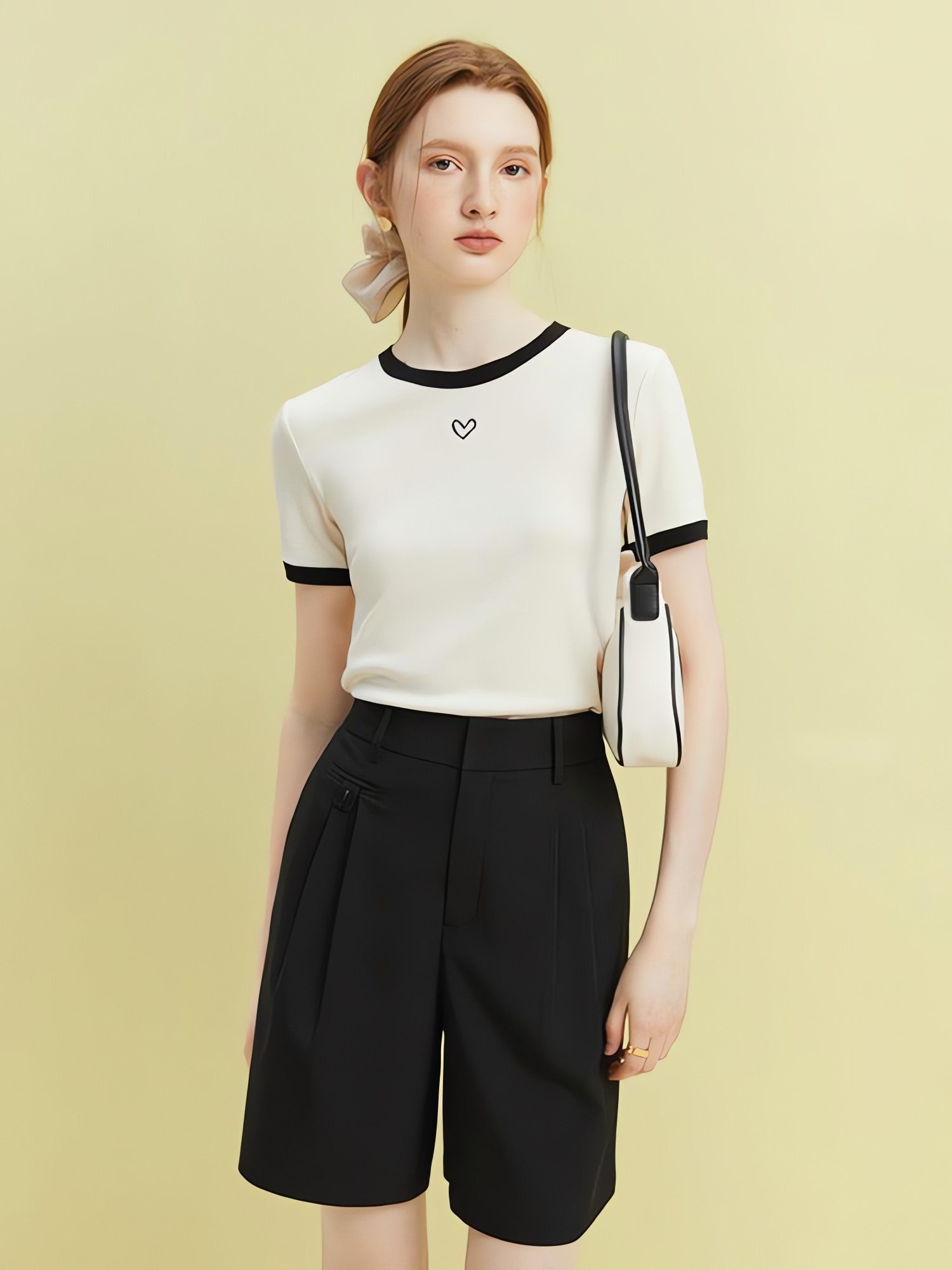 Soft Girl Minimal Heart Tee - KAYSMAR