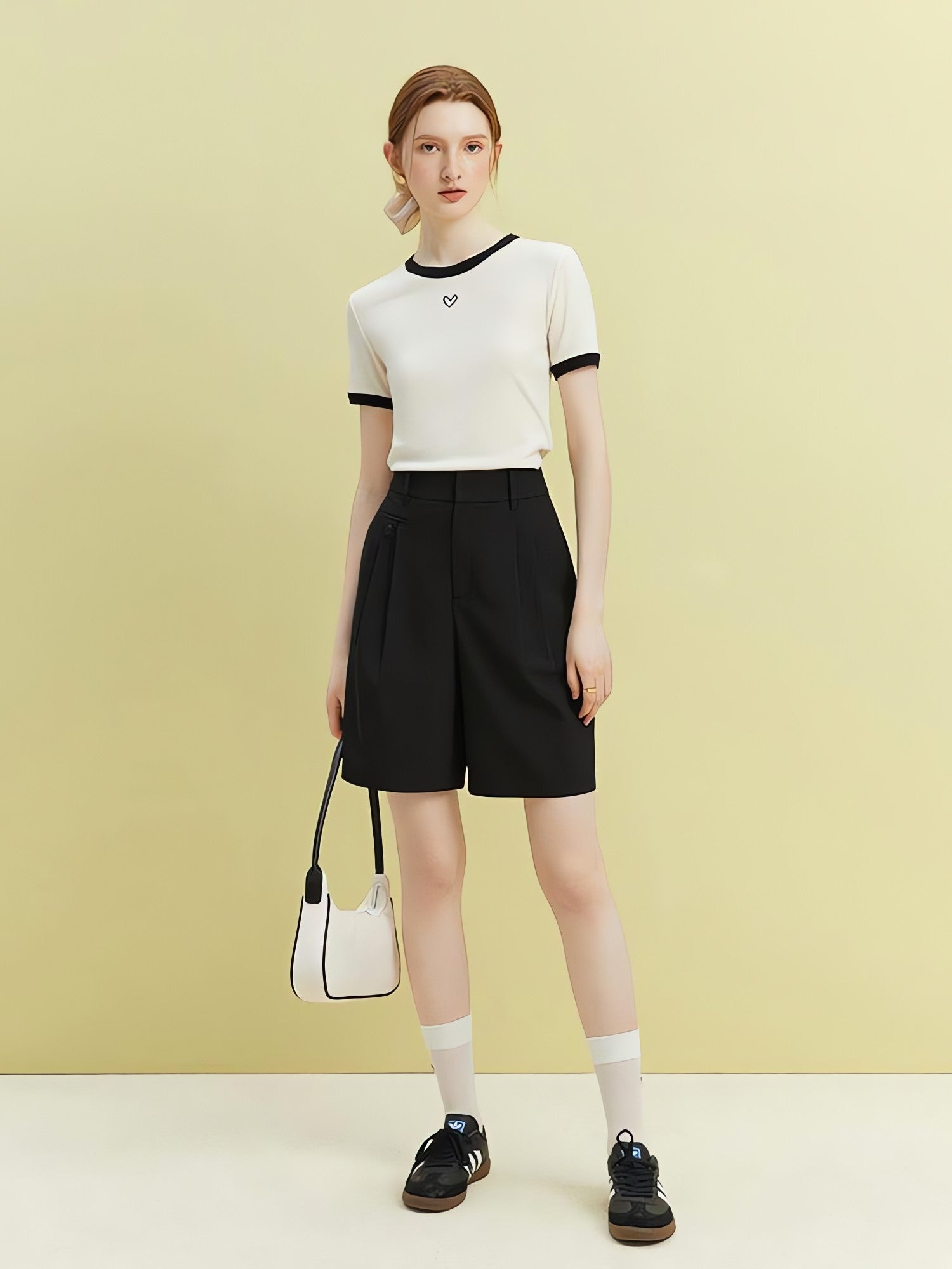 Soft Girl Minimal Heart Tee - KAYSMAR