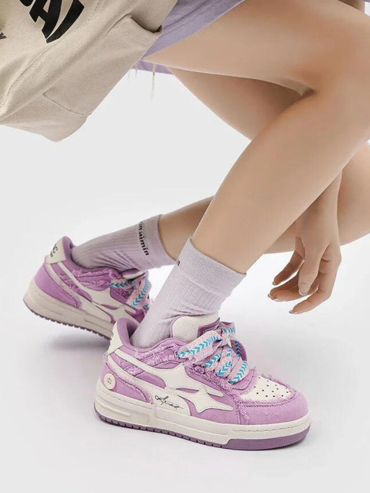 Star Patch Sneakers - KAYSMAR