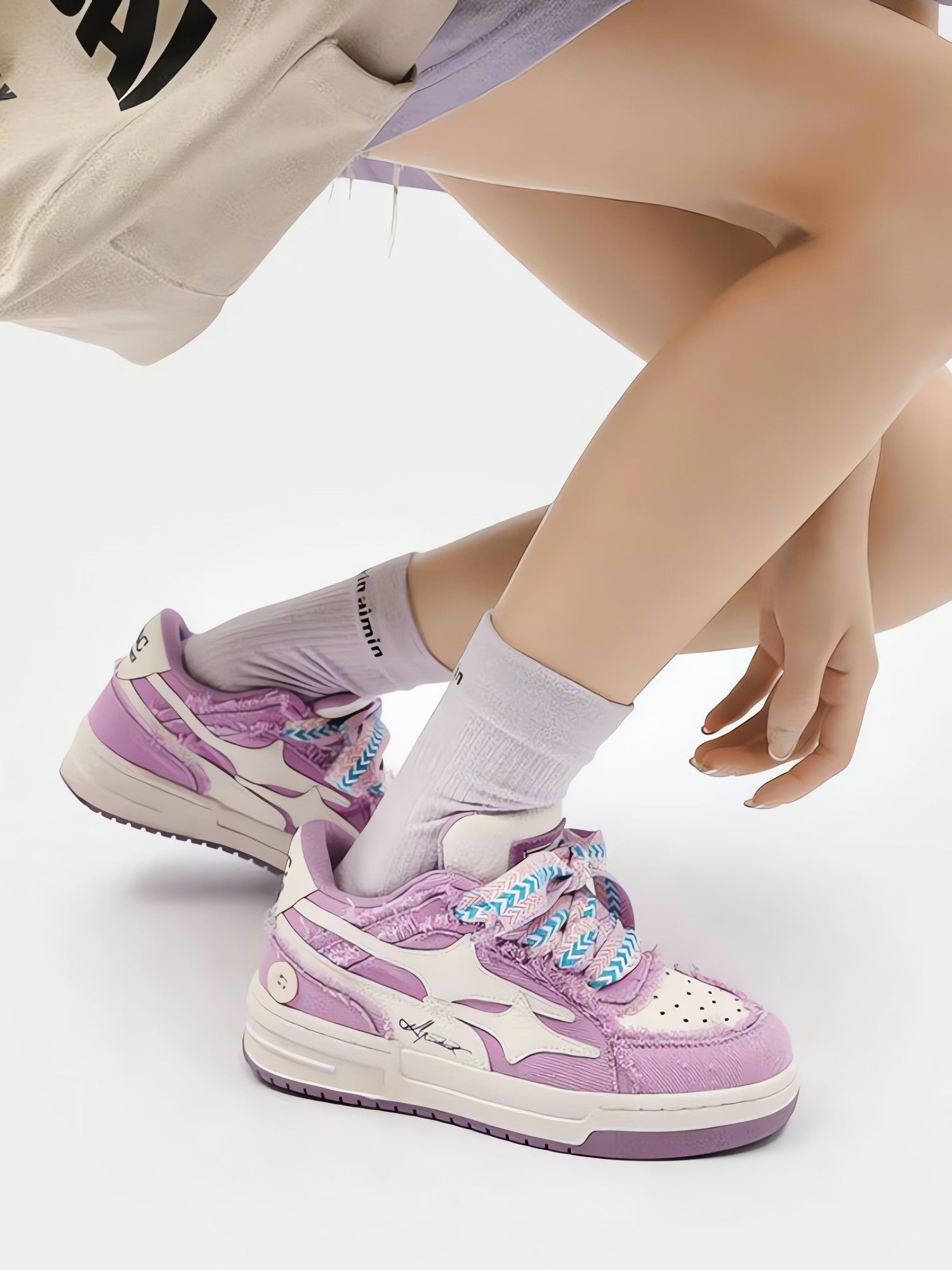 Star Patch Sneakers - KAYSMAR