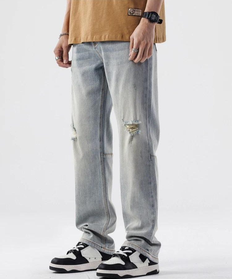 Straight Leg Distressed Knee Jeans - KAYSMAR