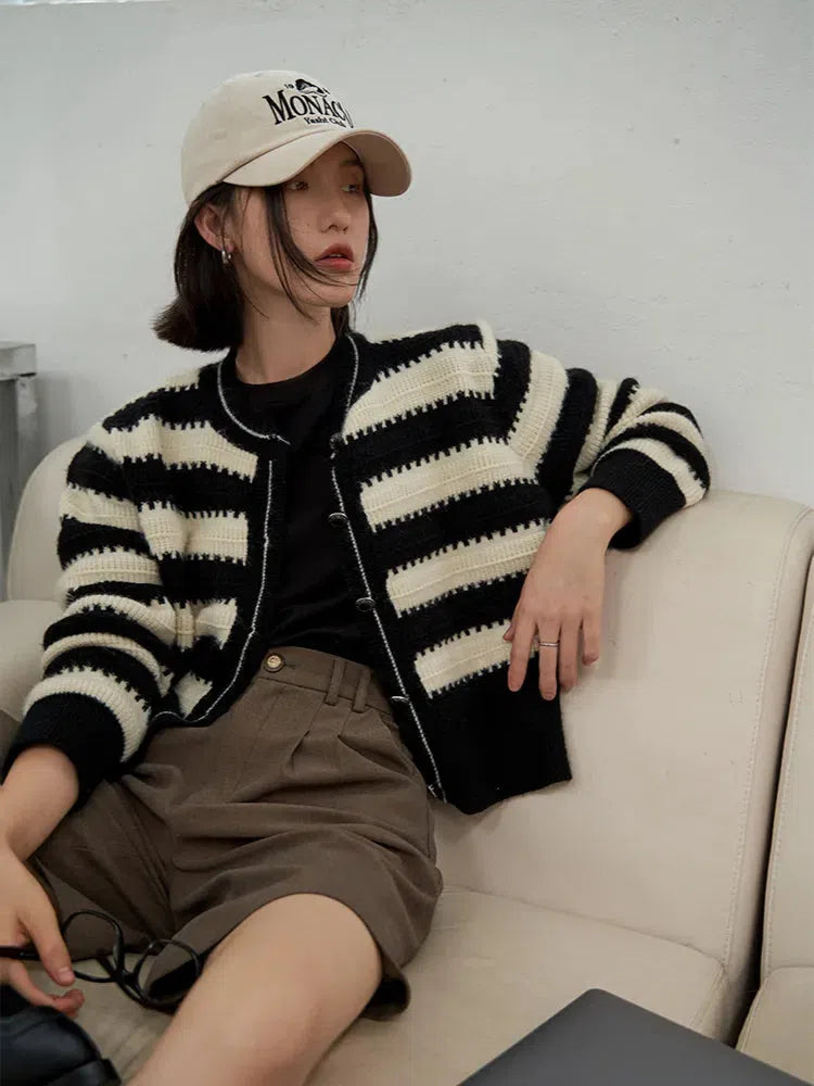 Striped Button Up Cardigan - KAYSMAR