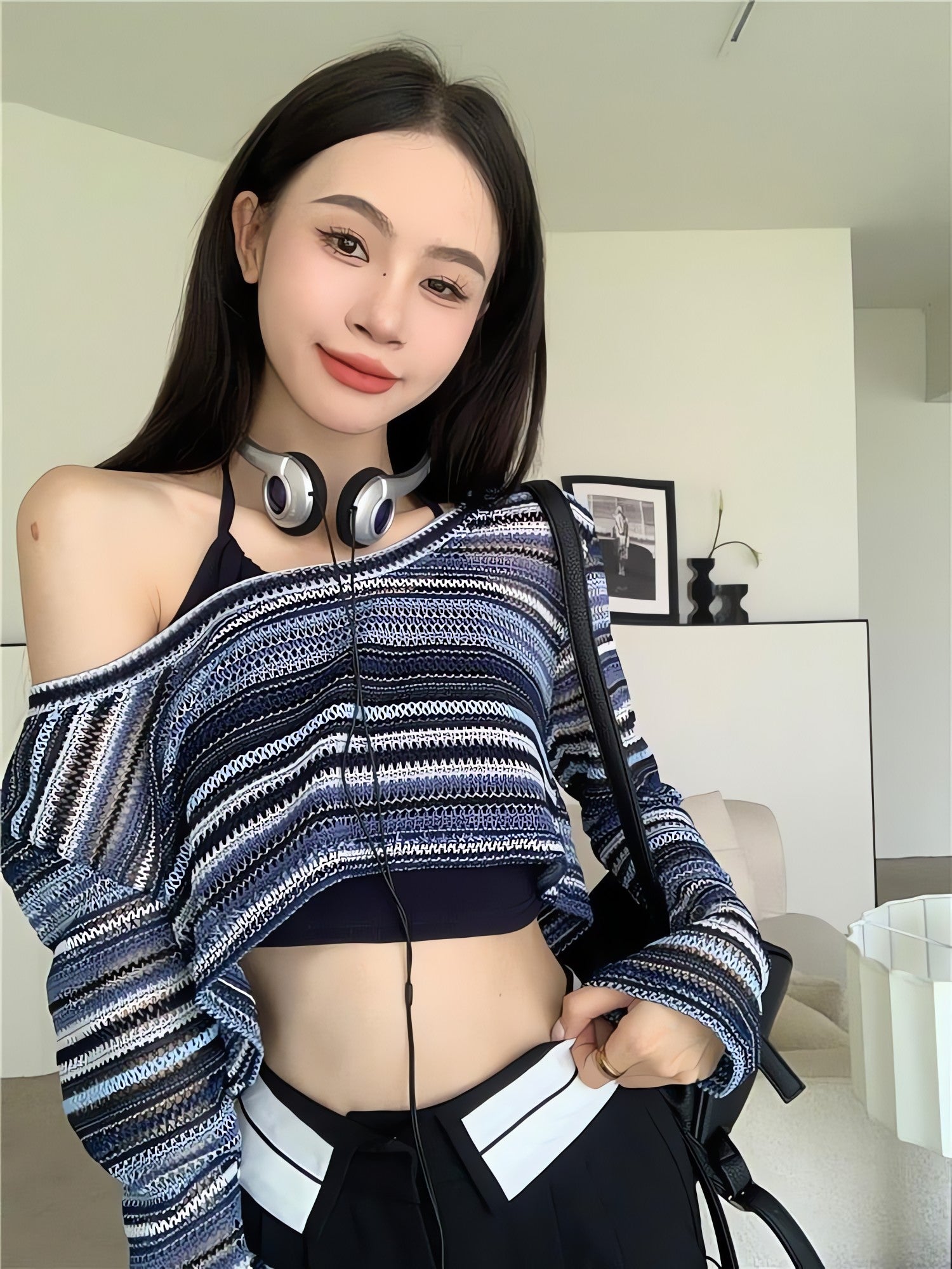 Striped Wide Neck Crop Sweater - KAYSMAR