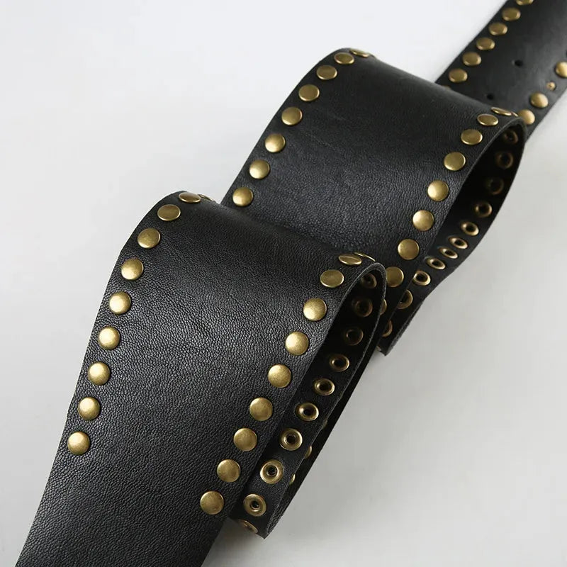 Studded Buckle Belt - KAYSMAR
