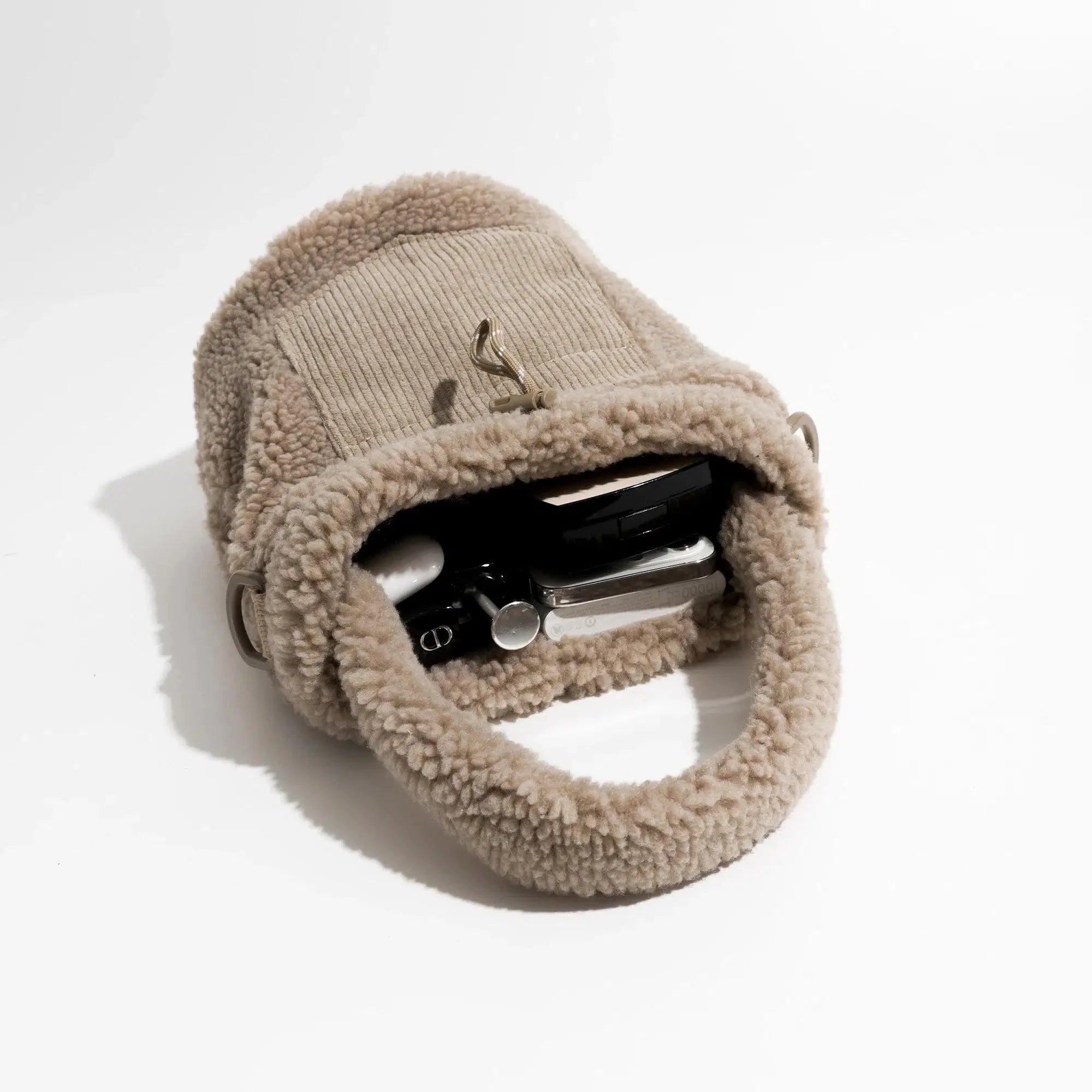 Teddy Pocket Bucket Bag - KAYSMAR