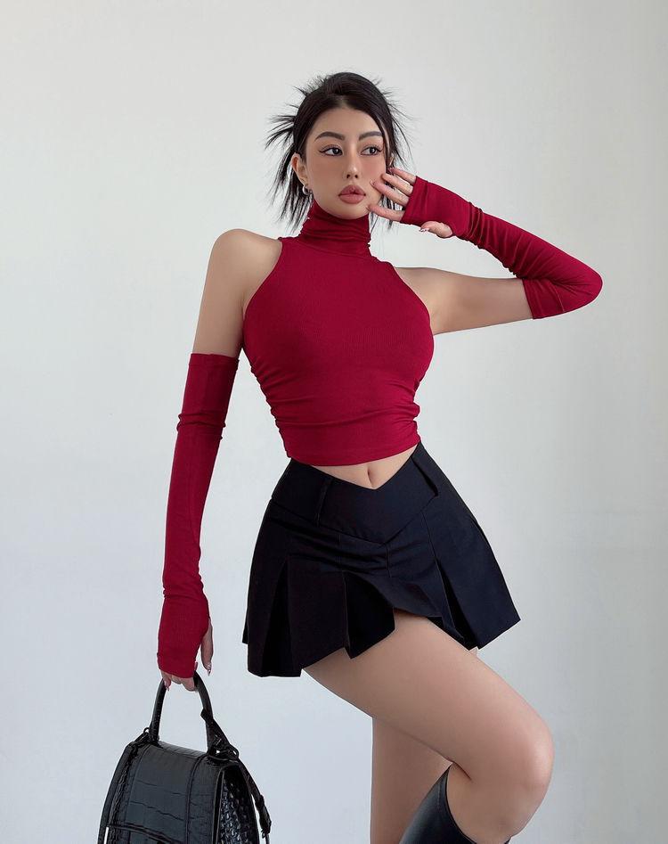 V-Shaped College Mini Skirt - KAYSMAR