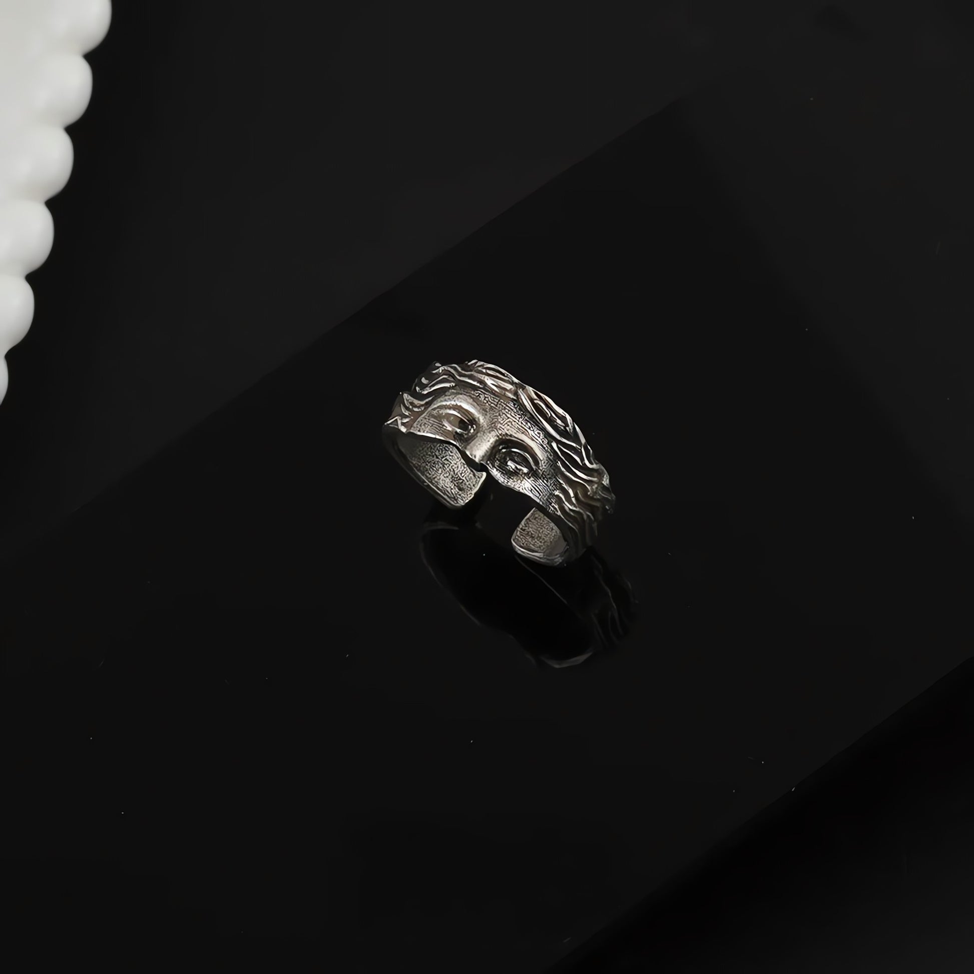 Venus Ring - KAYSMAR