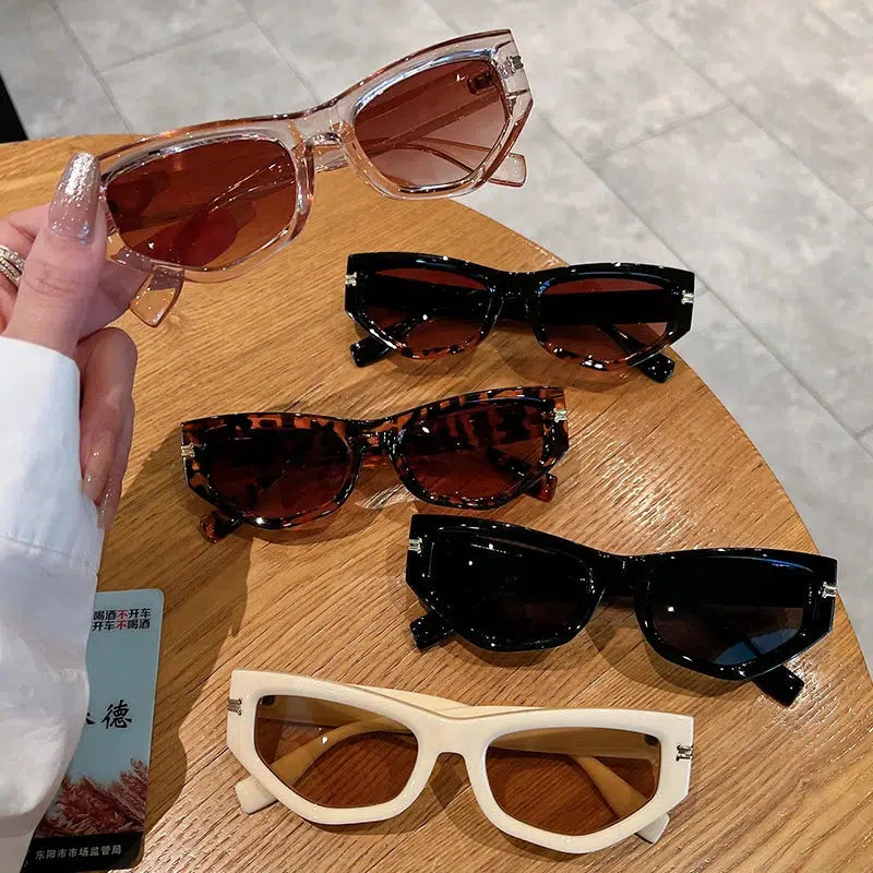 Vintage Cat Eye Sunglasses - KAYSMAR