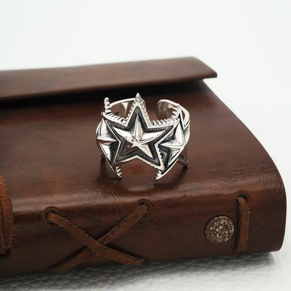 Vintage Star Ring - KAYSMAR