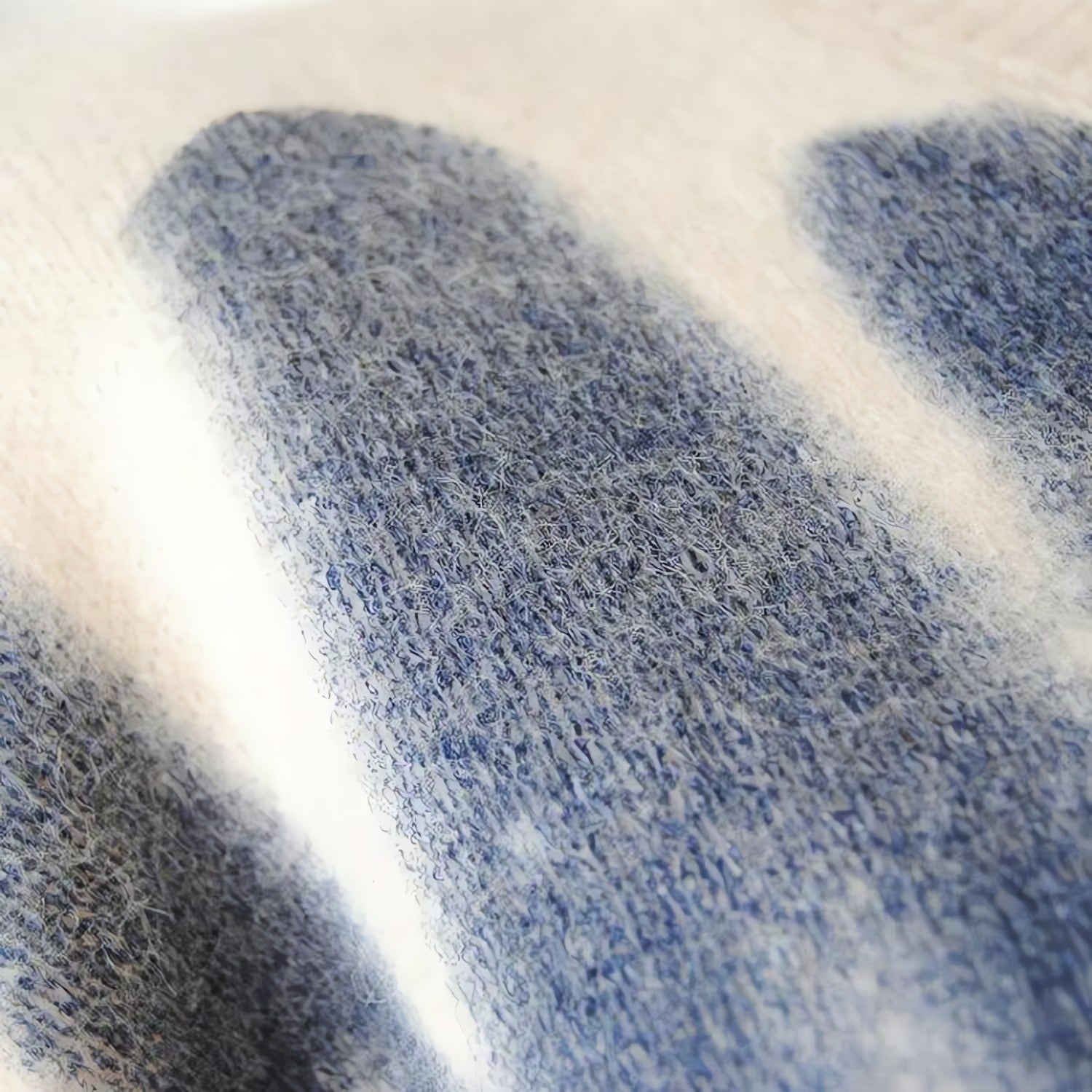 Wavy Line Design Knitted Sweater - KAYSMAR