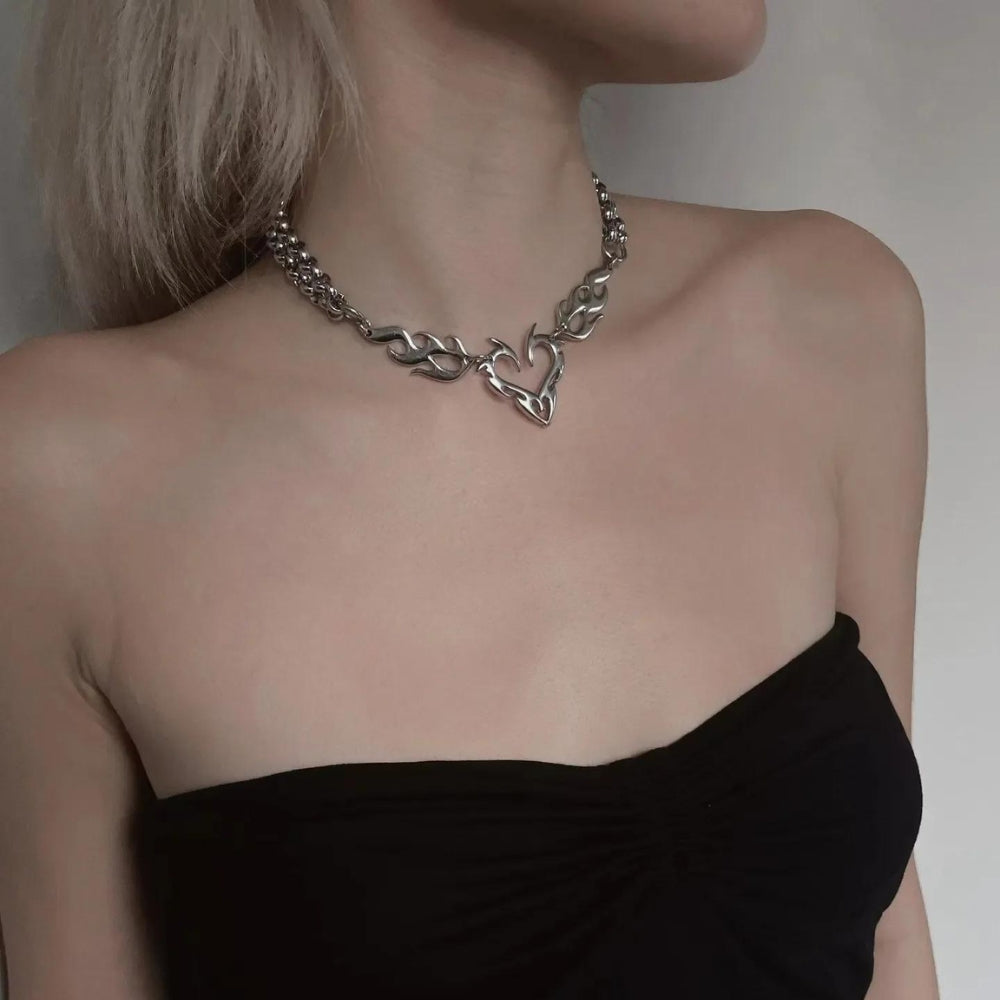 Y2K Flaming Heart Necklace - KAYSMAR