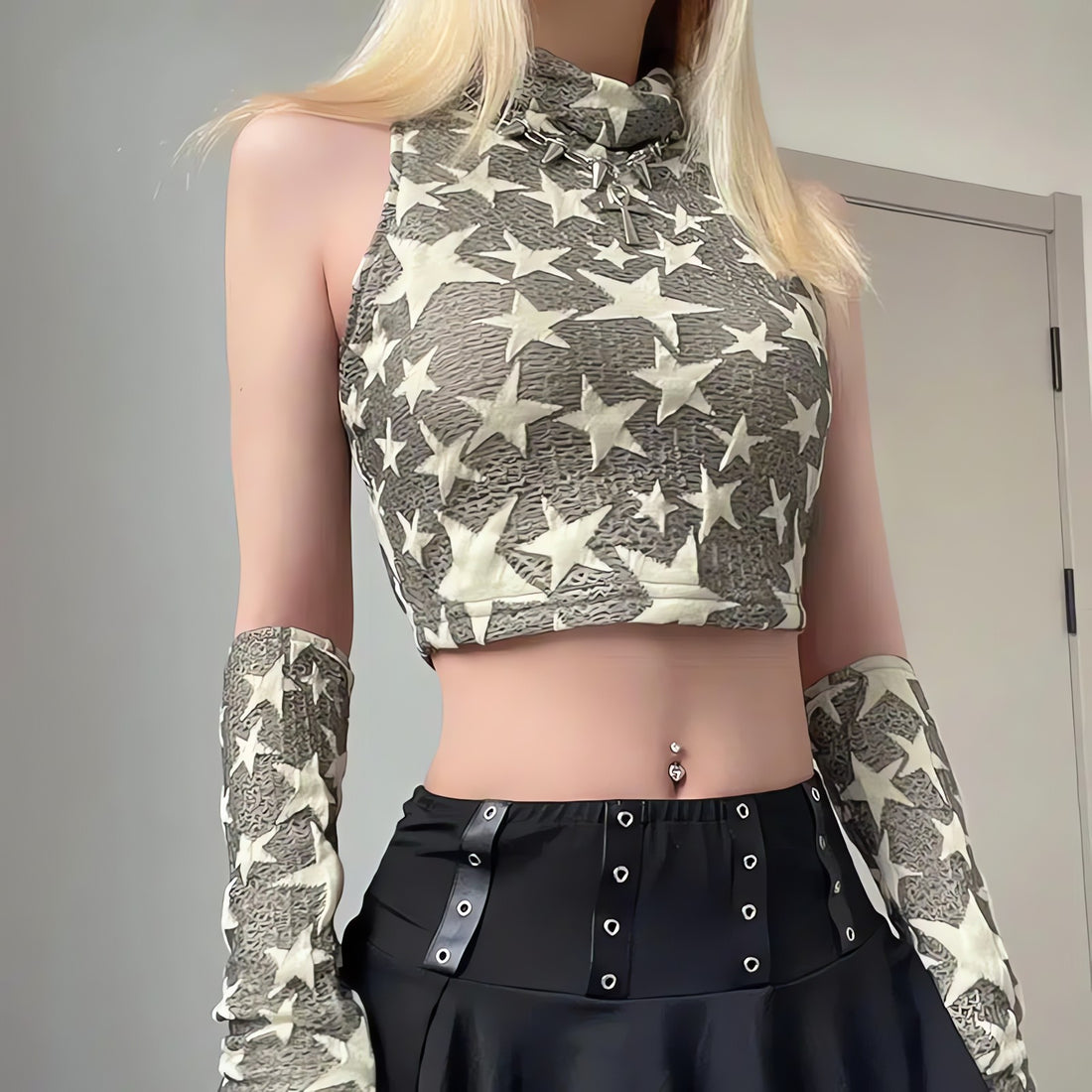 Y2K Star Embroidered Crop Top - KAYSMAR