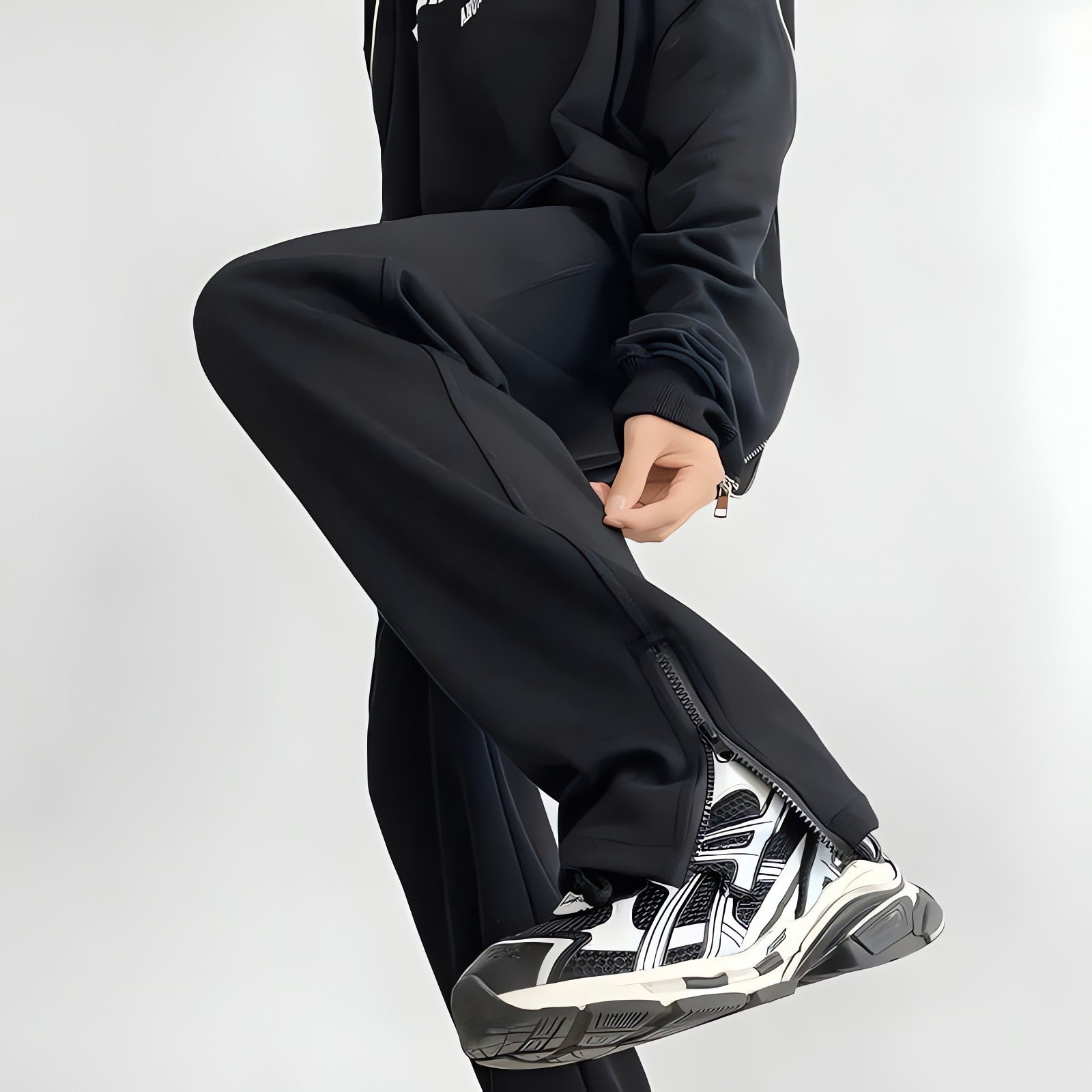 Zip-Up Leg Sweatpants - KAYSMAR